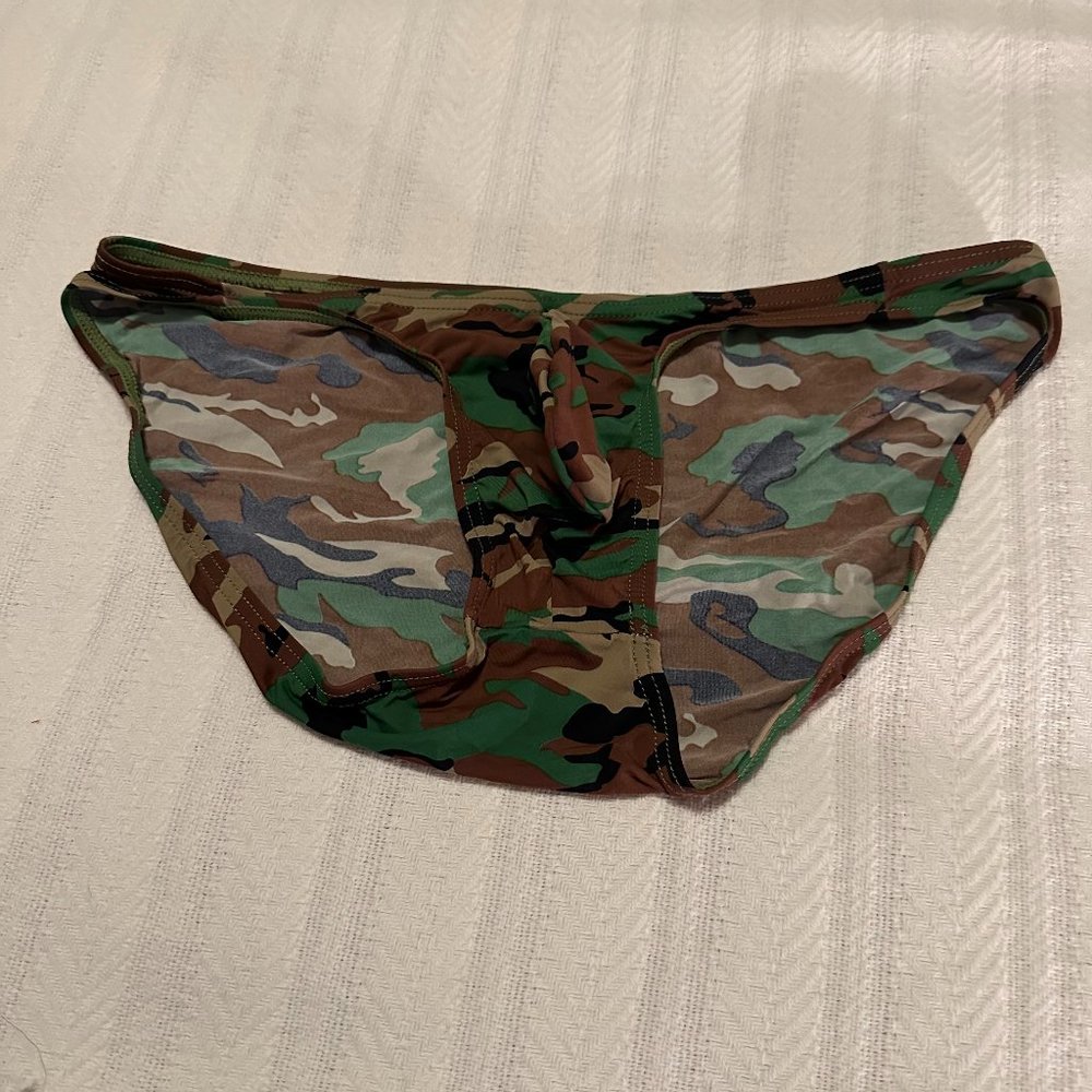 Camouflage briefs - Size "L" - sleek & sexy